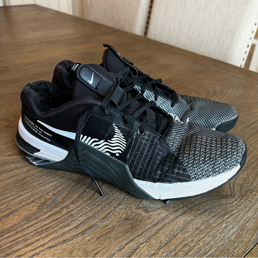 Nike Men's Metacon 13